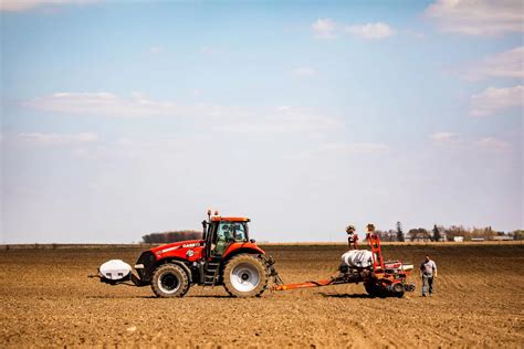 Crop Insurance Deadline Nears in Vermont for Corn and Soybean.